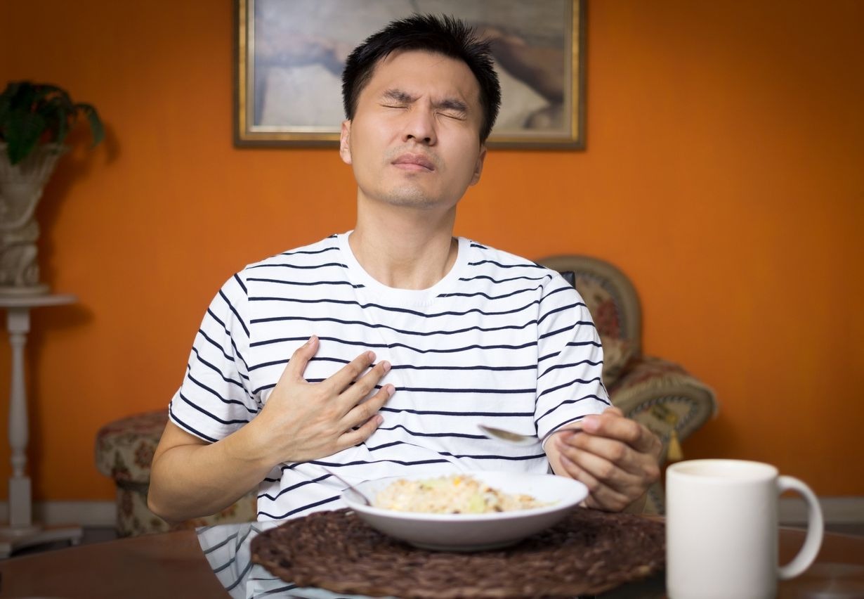 Shortness of breath while eating or after a meal what to do?