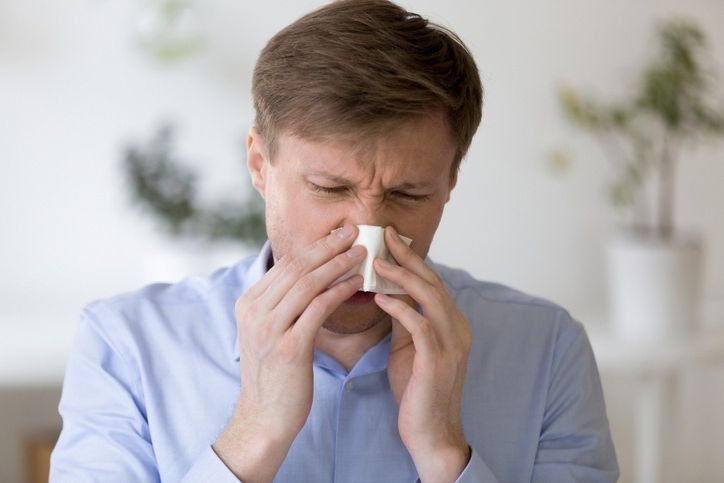 Chronic allergic rhinitis what natural treatment