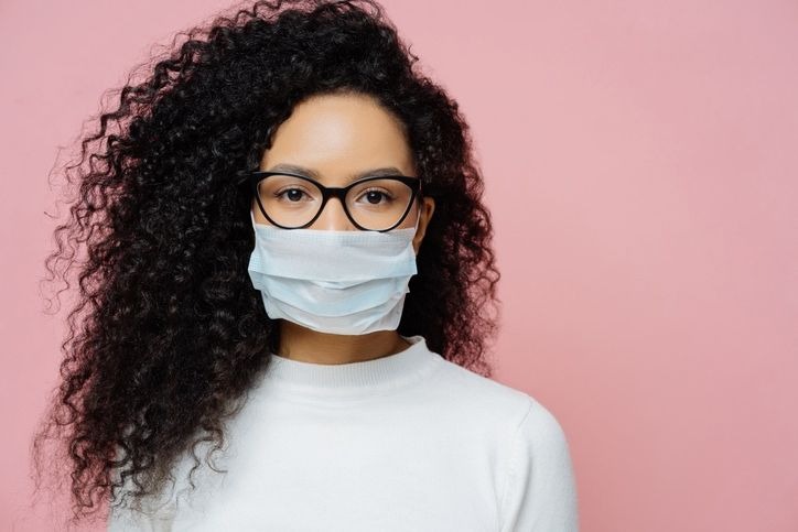 How to breathe with a surgical or fabric mask
